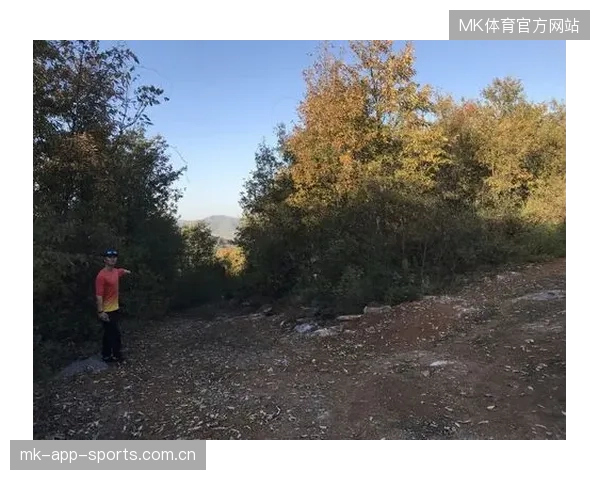 新手车手首次跑满50圈无失误：追梦在赛道上的精彩华章